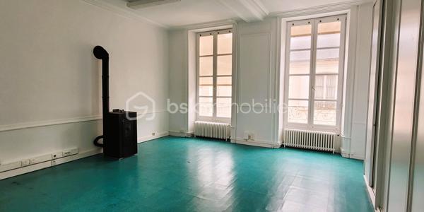 Immeuble de bureaux de 413 m²