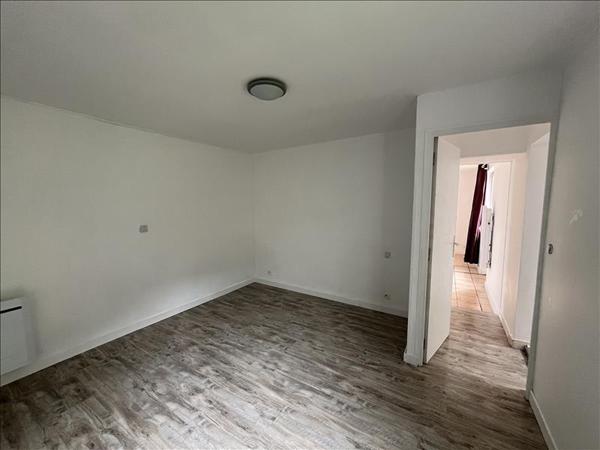 Maison à louer |  CHATEAUNEUF DU FAOU |  3 pièces | 64 m²