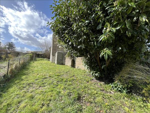 Maison à louer |  CHATEAUNEUF DU FAOU |  3 pièces | 64 m²