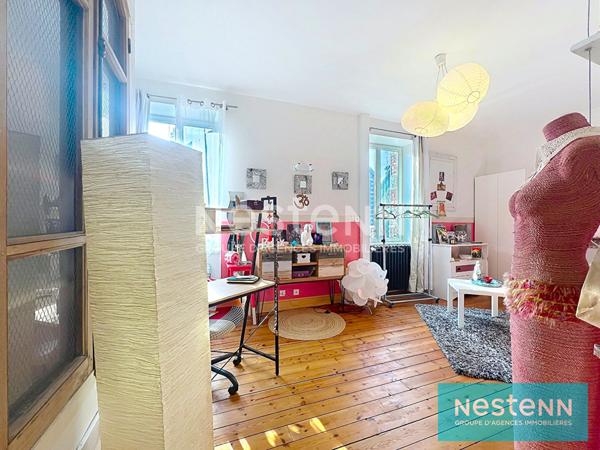 MAISON BOURGEOISE 5 CHAMBRES PROCHE GARE AVEC JARDIN CLOS ET GARAGE
