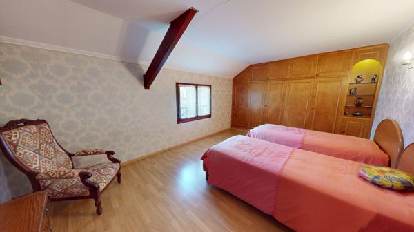 Maison 5 Pièces - MORANGIS