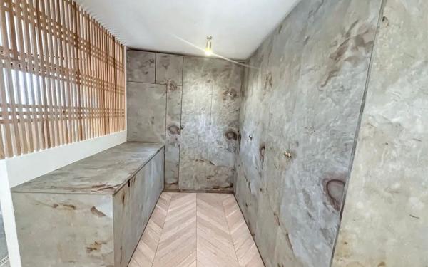 Maison à vendre    4 pièces • 107,59 m2 Joinville-le-Pont