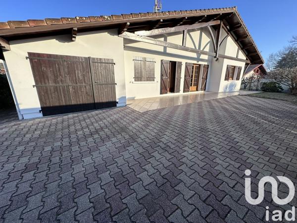 Maison traditionnelle 4 pièces de 106 m² à Saint-Paul-lès-Dax (40990)