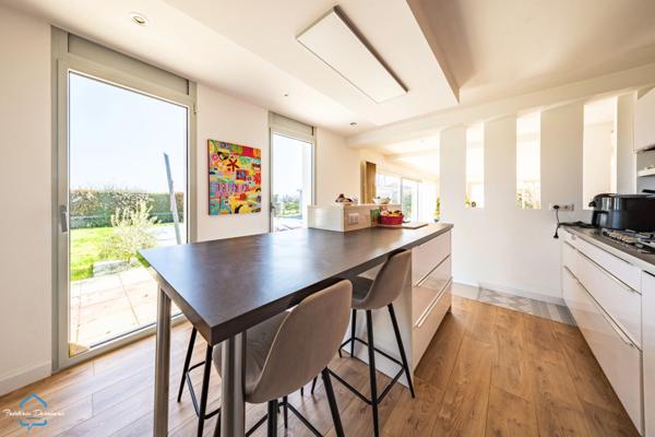 Maison à vendre Maison Contemporaine de Type 6 - Piscine - Terrain 1000m²