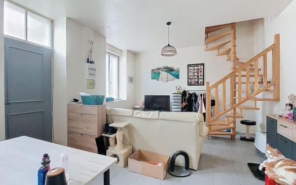 Maison à vendre    2 pièces •  Château-Renault