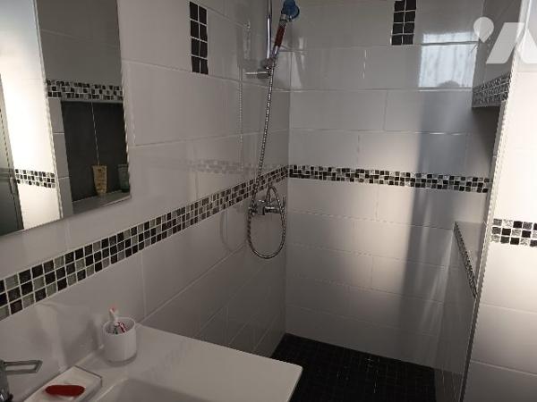 MAISON 4 CHAMBRES - 200 M² - SALLERTAINE