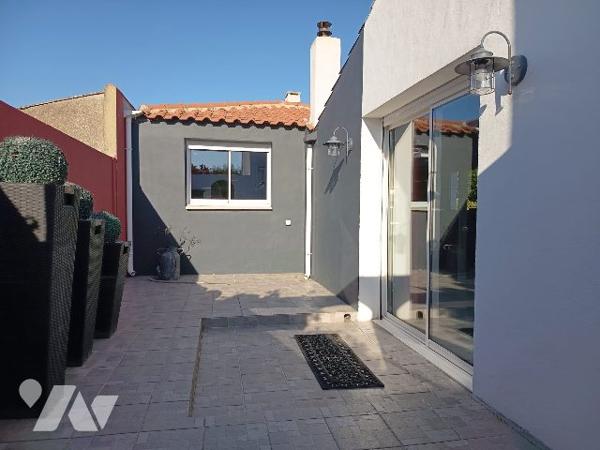 MAISON 4 CHAMBRES - 200 M² - SALLERTAINE