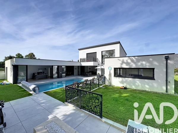Maison à vendre 10 pièces 262,2 m² Saint-Armel