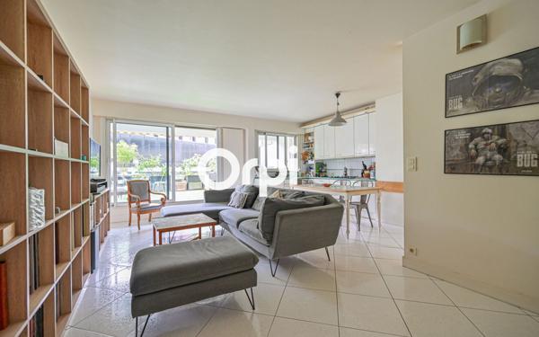 Appartement à vendre    4 pièces • 97 m2 Paris 20