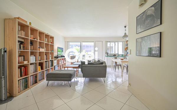 Appartement à vendre    4 pièces • 97 m2 Paris 20