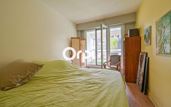 Appartement à vendre    4 pièces • 97 m2 Paris 20