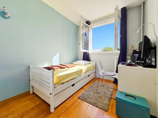 Appartement à vendre à CLAMART (92) entre la Gare et Centre-ville - 3 pièces lumineux et au calme