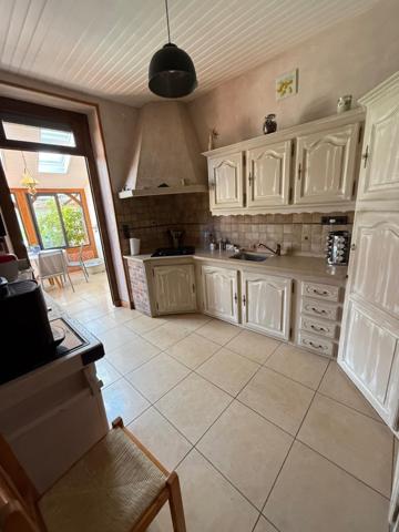 Maison de ville avec piscine ,jardin et garage