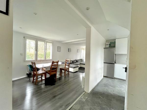 Maison 3 pièces - 77 m²