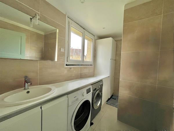 Maison 3 pièces - 77 m²