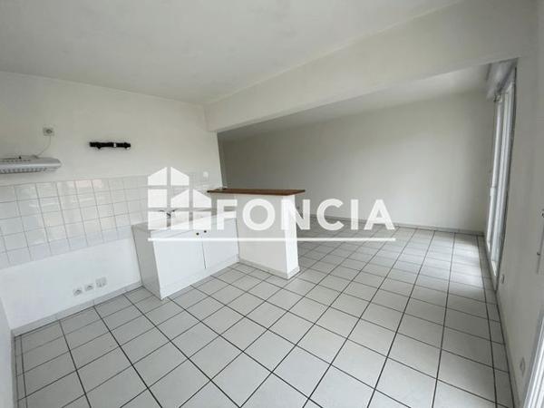 Location Appartement 4 pièces 67 m² - 24 -26 RUE RENE GOBLET Talence 33400