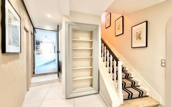 Maison à vendre    9 pièces • 236 m2 Chartres