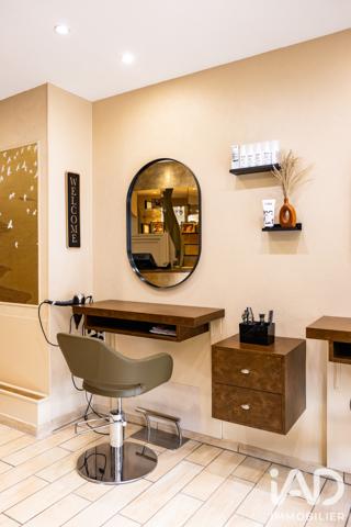Esthétique, Coiffure​ à vendre 92 m² Buchy