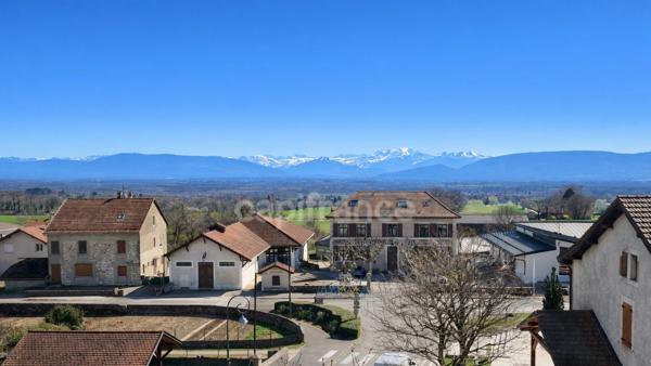 Maison à vendre 15 pièces CROZET (01)