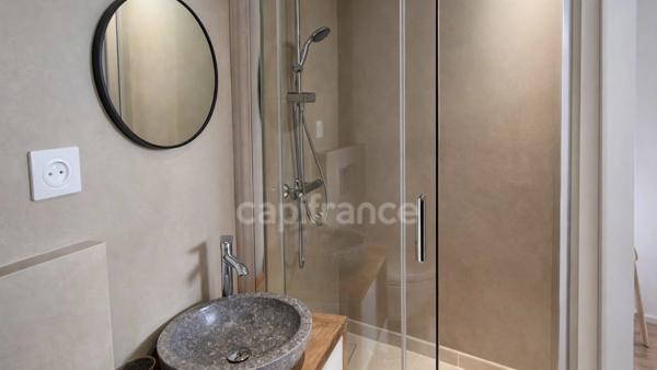 Maison à vendre 15 pièces CROZET (01)