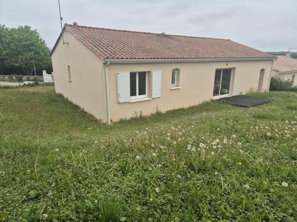 Maison à vendre |  Magnac-sur-Touvre |  4 pièces | 90 m²