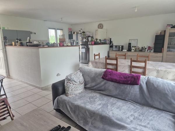 Maison à vendre |  Magnac-sur-Touvre |  4 pièces | 90 m²
