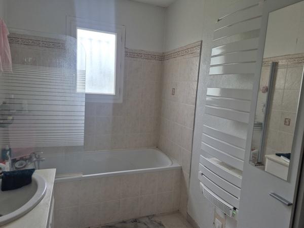 Maison à vendre |  Magnac-sur-Touvre |  4 pièces | 90 m²