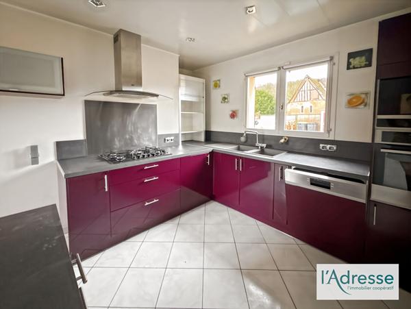 Maison Charleval 115m².