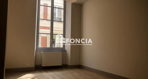 Location Appartement 2 pièces 43.4 m² - Versailles 78000