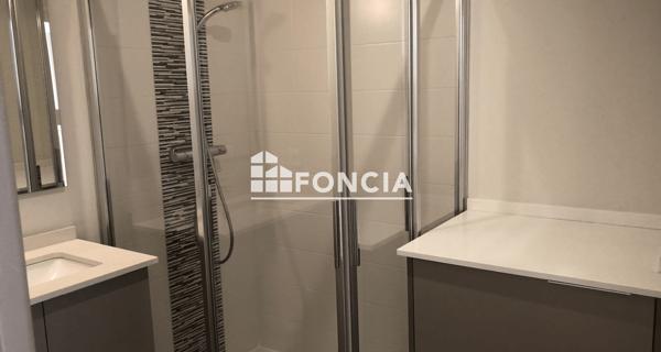 Location Appartement 2 pièces 43.4 m² - Versailles 78000