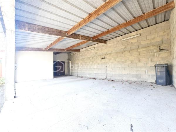 Maison traditionnelle de 196 m²