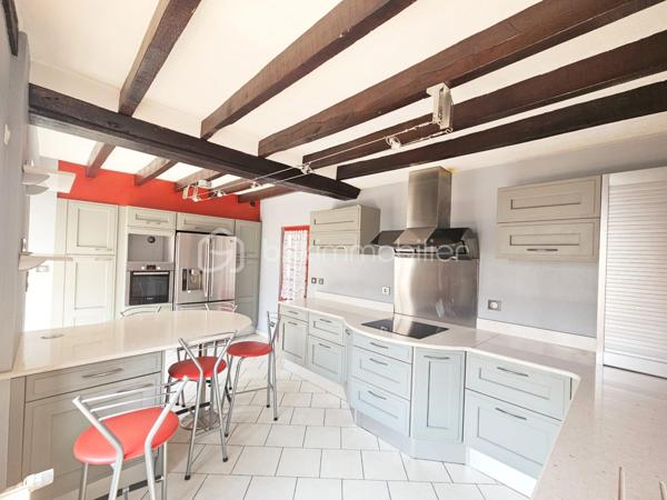 Maison traditionnelle de 196 m²