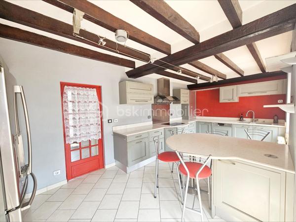 Maison traditionnelle de 196 m²