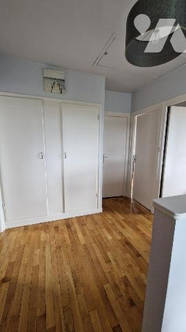 5 CHAMBRES-JOLI JARDIN-ACCES COMMERCES IMMEDIAT