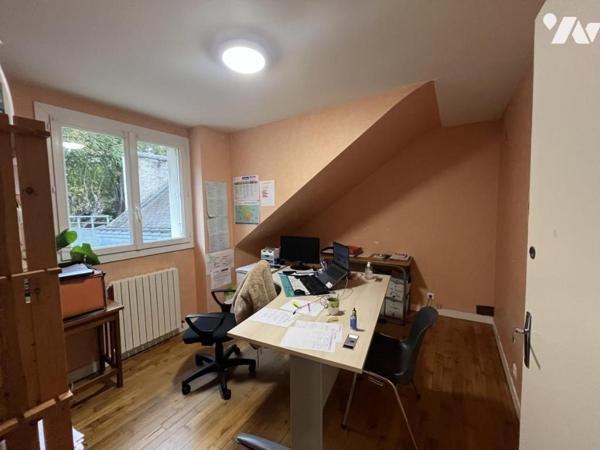 Immeuble, d’environ 193 m²