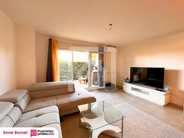 Appartement 3 pièces dans résidence récente avec 2 parkings