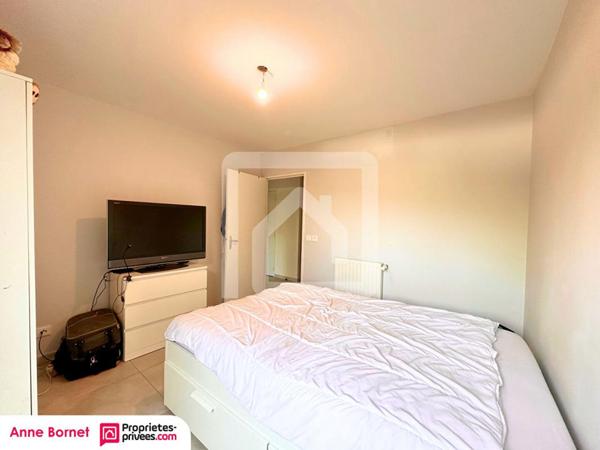 Appartement 3 pièces dans résidence récente avec 2 parkings