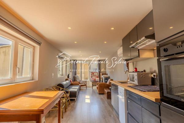 Villa Carpentras (84200) 6 pièce(s) 160 m2 +T2 indépendant  50m2 env. et piscine