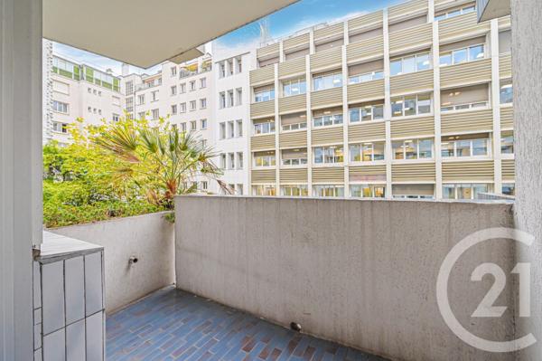 Appartement F4 à vendre  4 pièces - 97 m2 PARIS - 75016