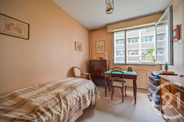 Appartement F4 à vendre  4 pièces - 97 m2 PARIS - 75016