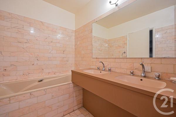 Appartement F4 à vendre  4 pièces - 97 m2 PARIS - 75016