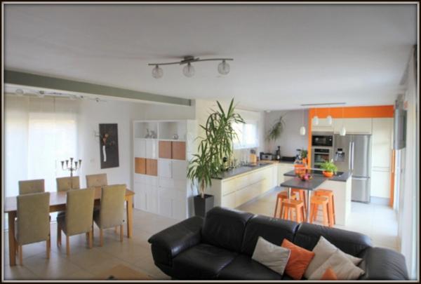 Maison à vendre 7 pièces VAUJOURS - 140 m2 - Jardin et sous-sol total