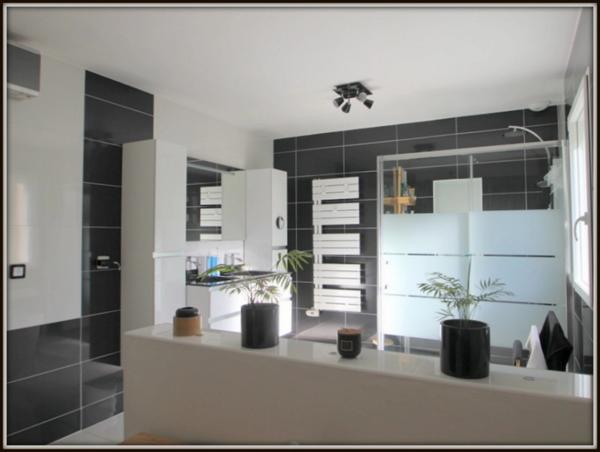 Maison à vendre 7 pièces VAUJOURS - 140 m2 - Jardin et sous-sol total