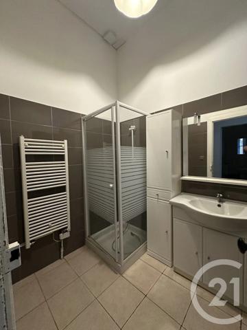 Appartement F3 à vendre  3 pièces - 89,94 m 2   FRONTIGNAN  - 34