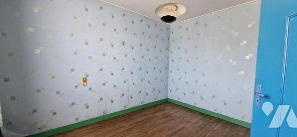 MALICORNE SUR SARTHE : MAISON DE BOURG avec jardinet  et sur terrain 95 m²