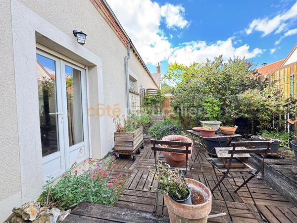 Vente
                Maison52,65 m² - 3 Pièces -
                    SAINT JEAN DE BRAYE (45800)