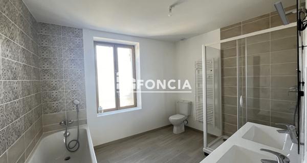 Location Appartement 4 pièces 79.49 m² - Saint-georges-sur-cher 41400