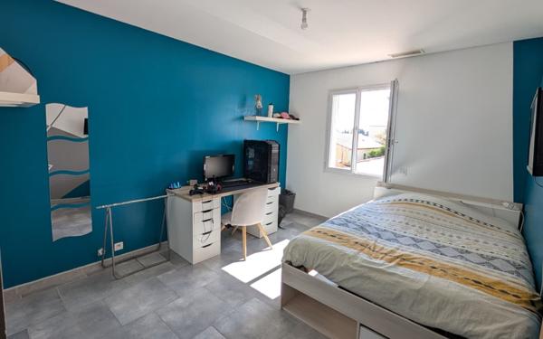 Maison à vendre    5 pièces •  Jonquières-Saint-Vincent