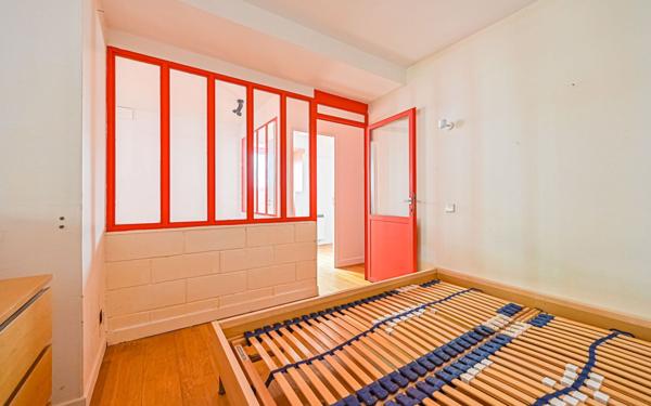 Appartement à vendre    2 pièces • 62,32 m2 Paris 10