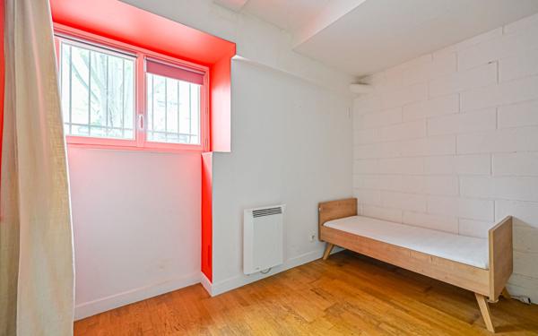 Appartement à vendre    2 pièces • 62,32 m2 Paris 10